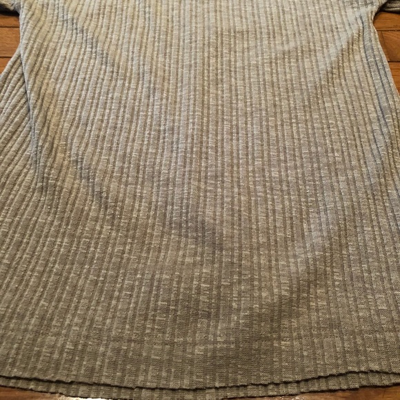 Taupe Light Weight Ribbed Top NWT - Picture 5 of 8
